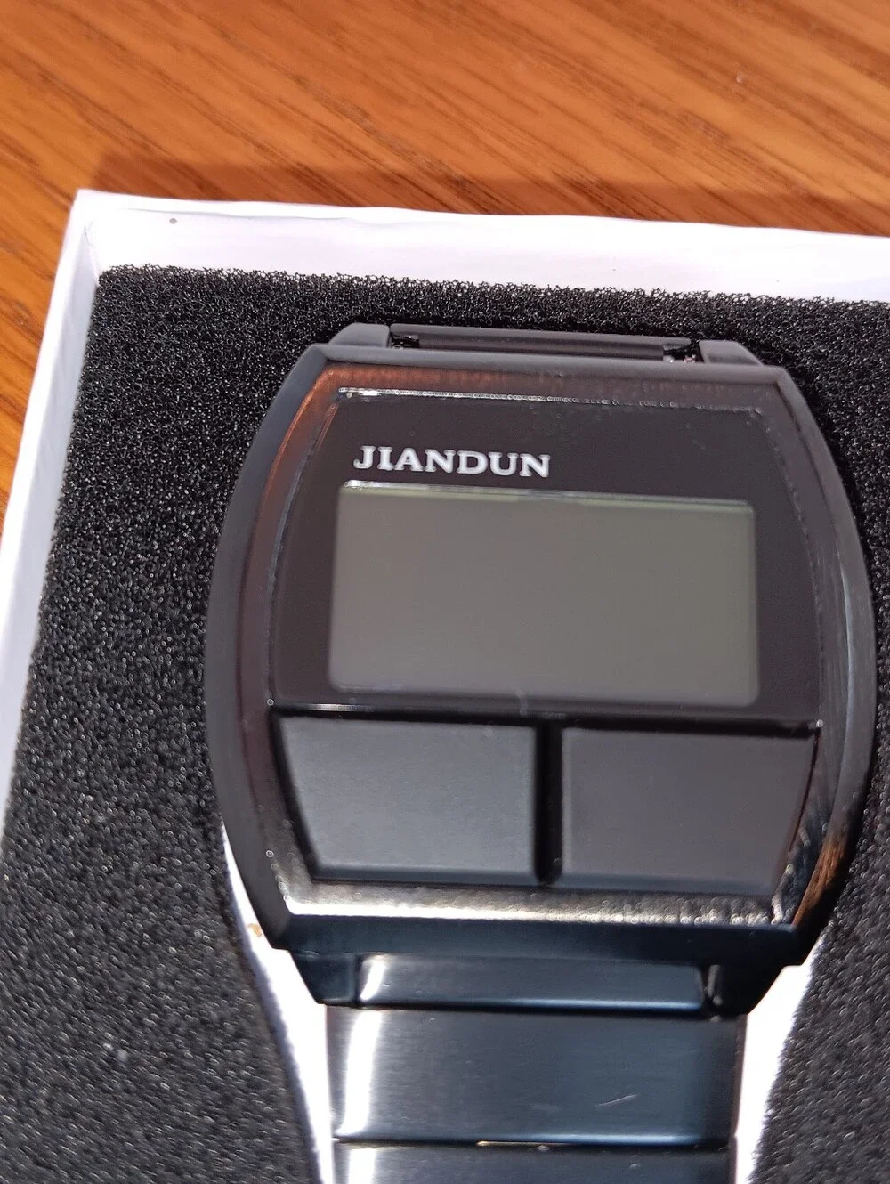 JIANDUN Black Digital Bracelet Watch